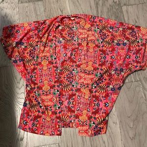 Francesca's Collections Pink Floral Kimono Blouse